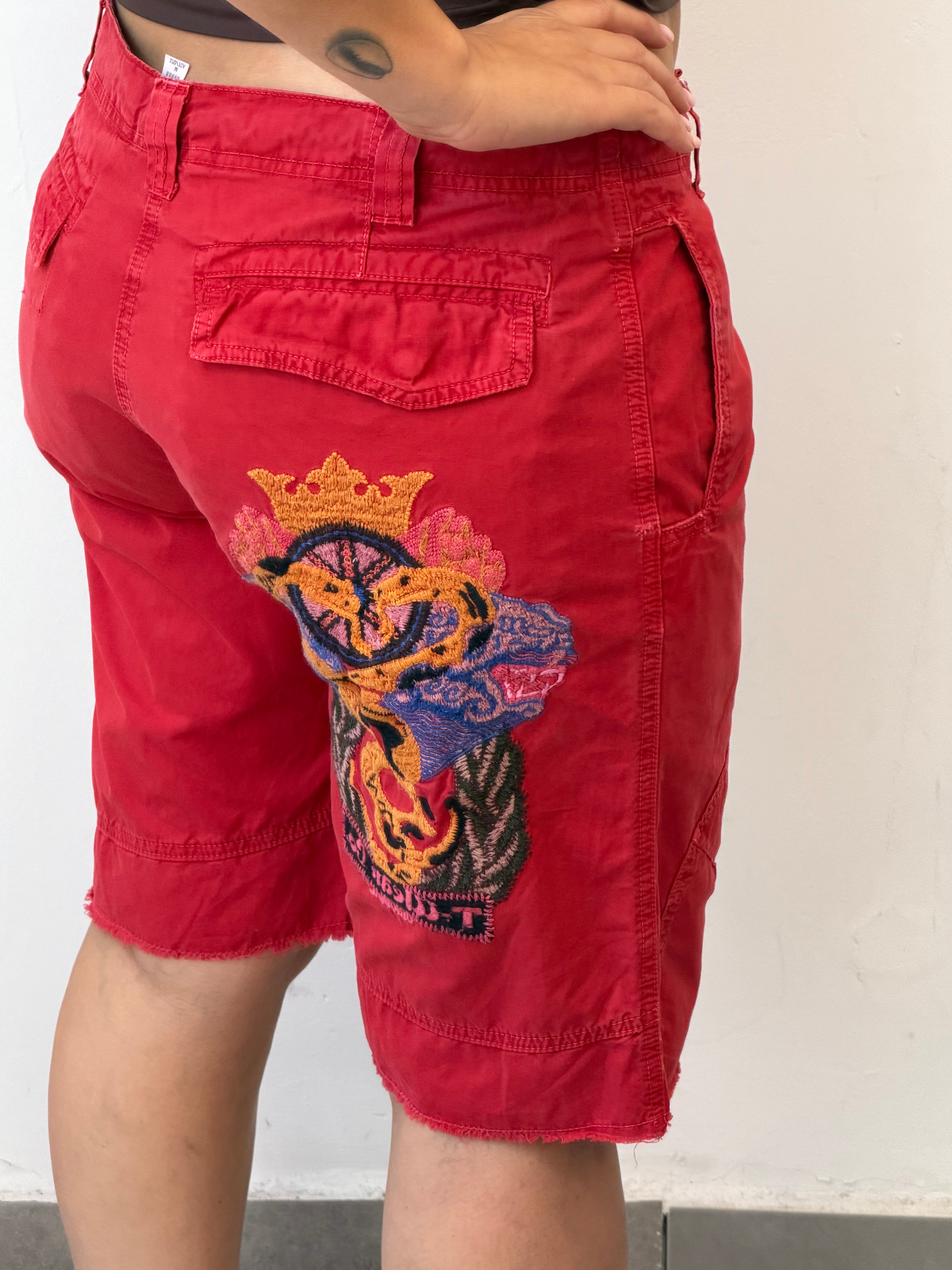 Red Capri Pants 40-42