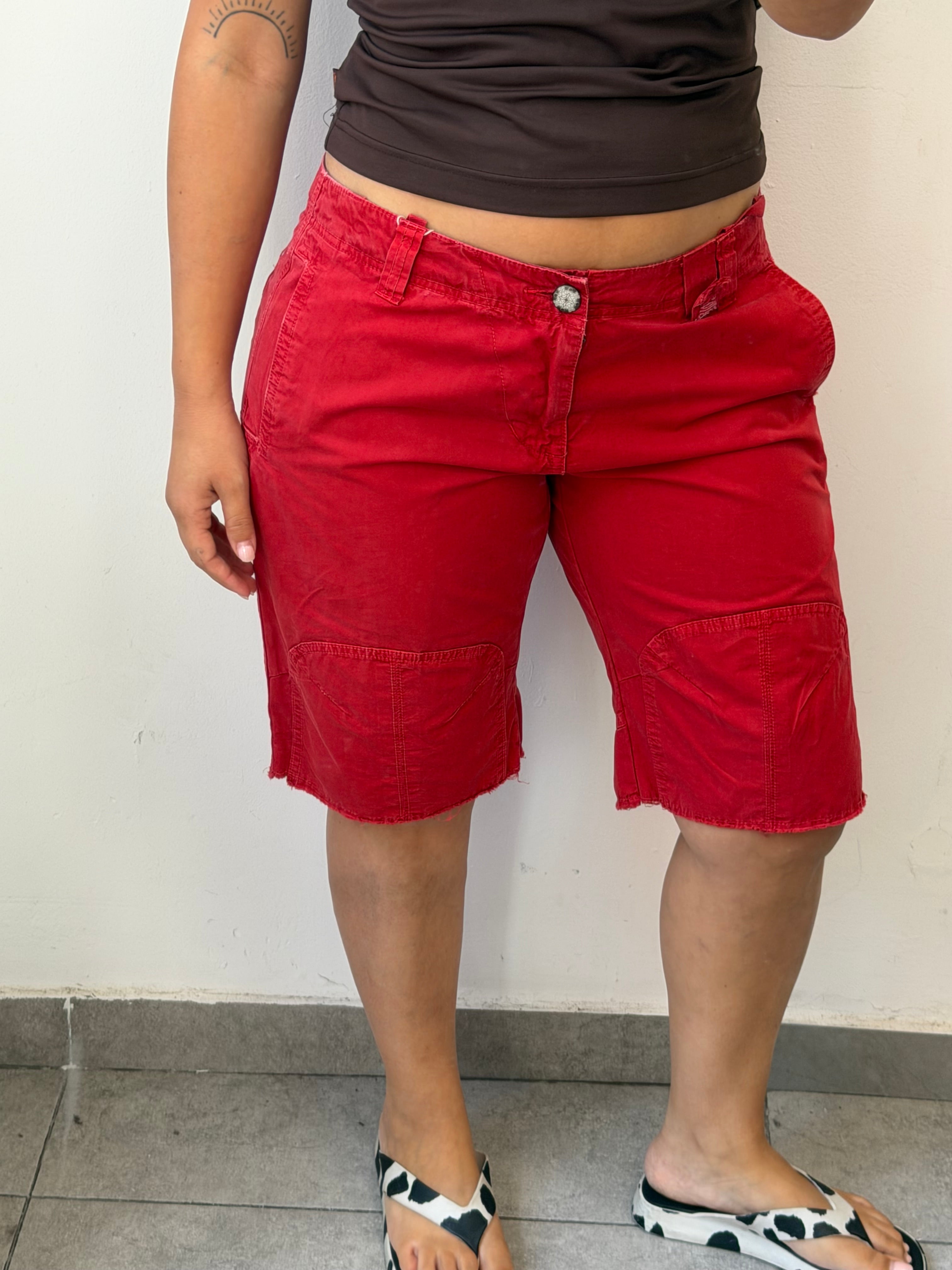 Red Capri Pants 40-42