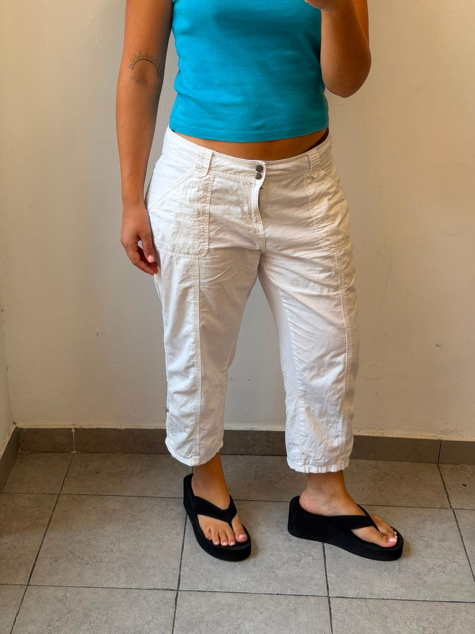 White Y2K Capri Pants 42