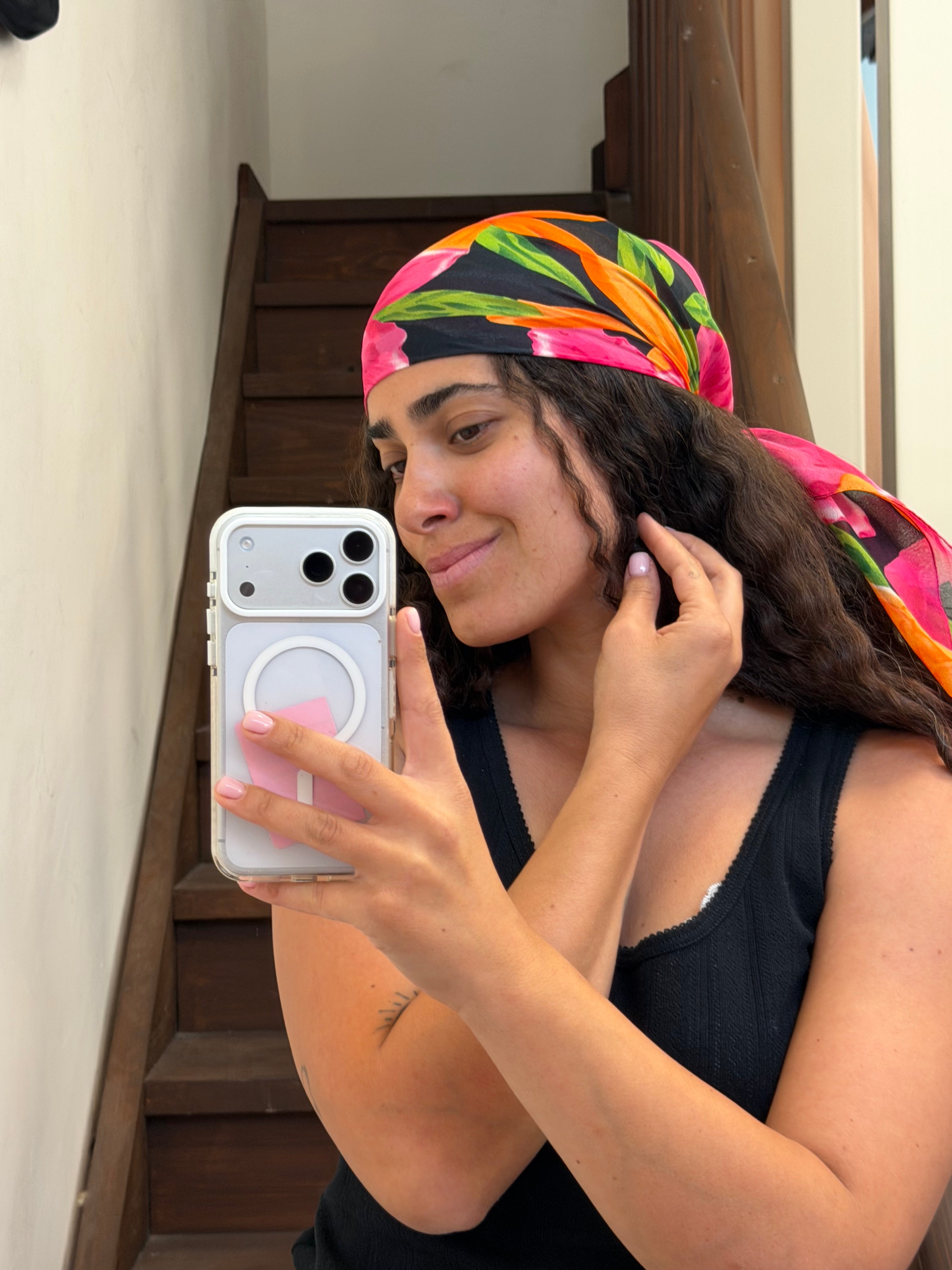 מטפחת וינטג׳ פרחונית שקפקפה