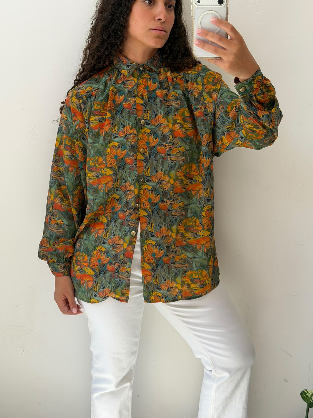 Retro button up shirt size XL