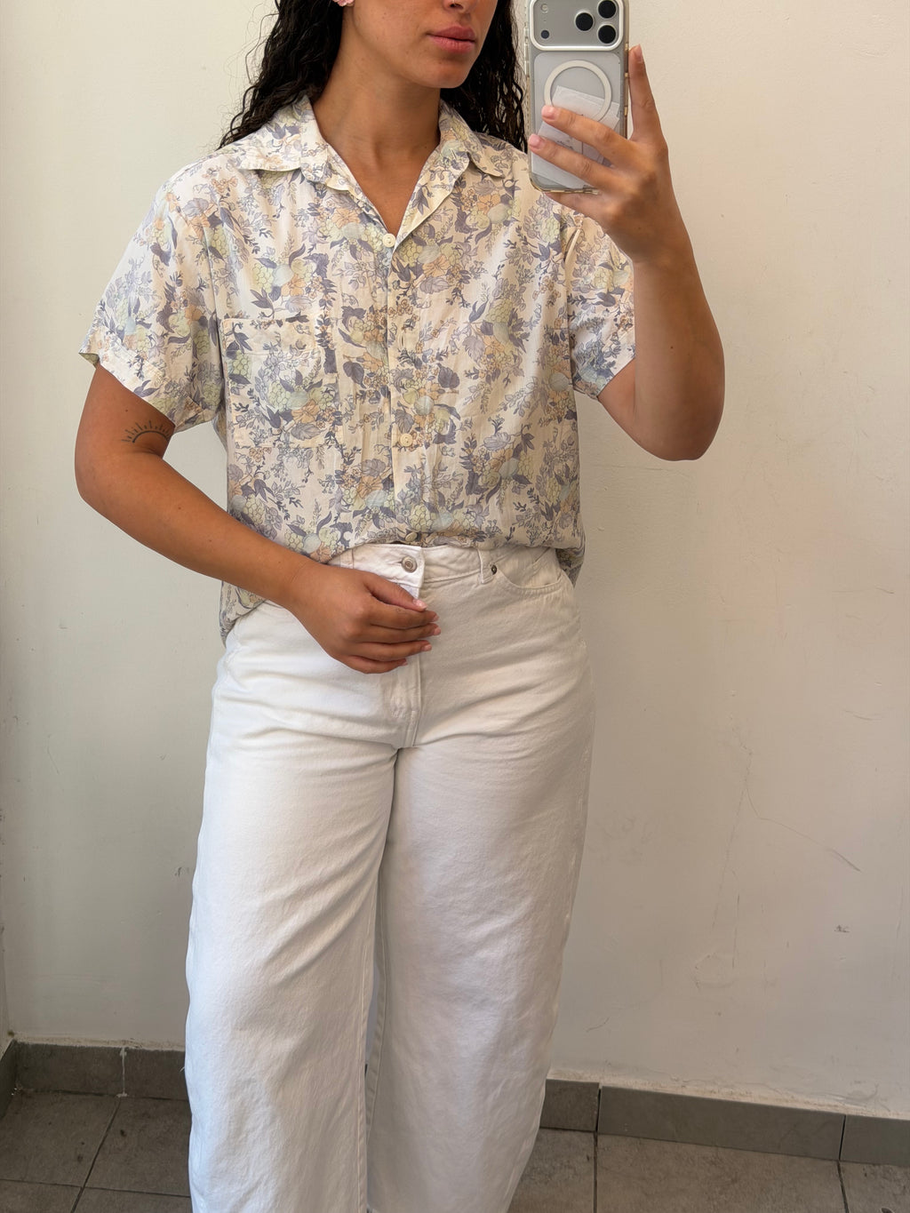 Flowery Botton-up Short Sleeve Shirt