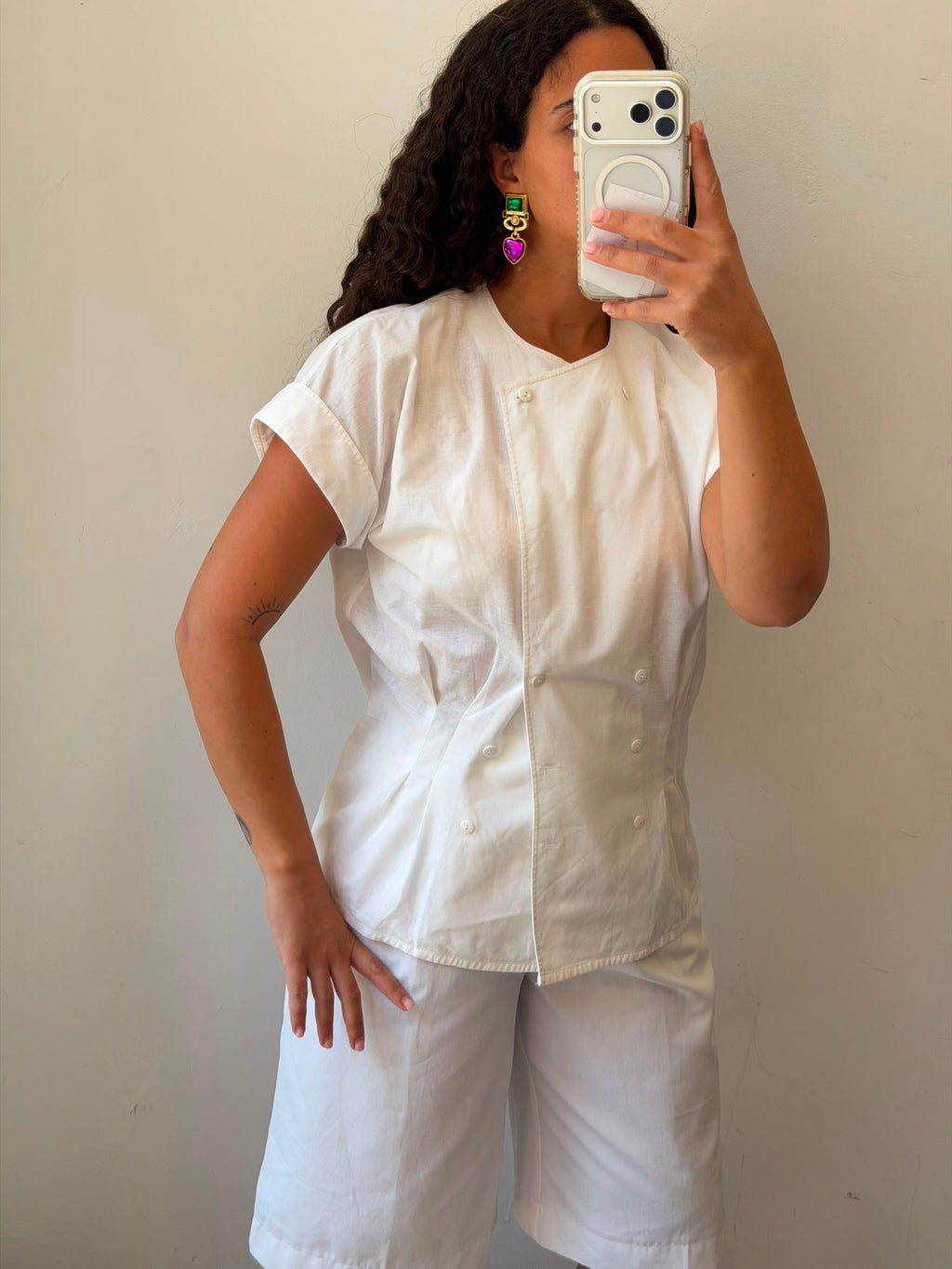 asymmetrical Botton-up shirt in white M