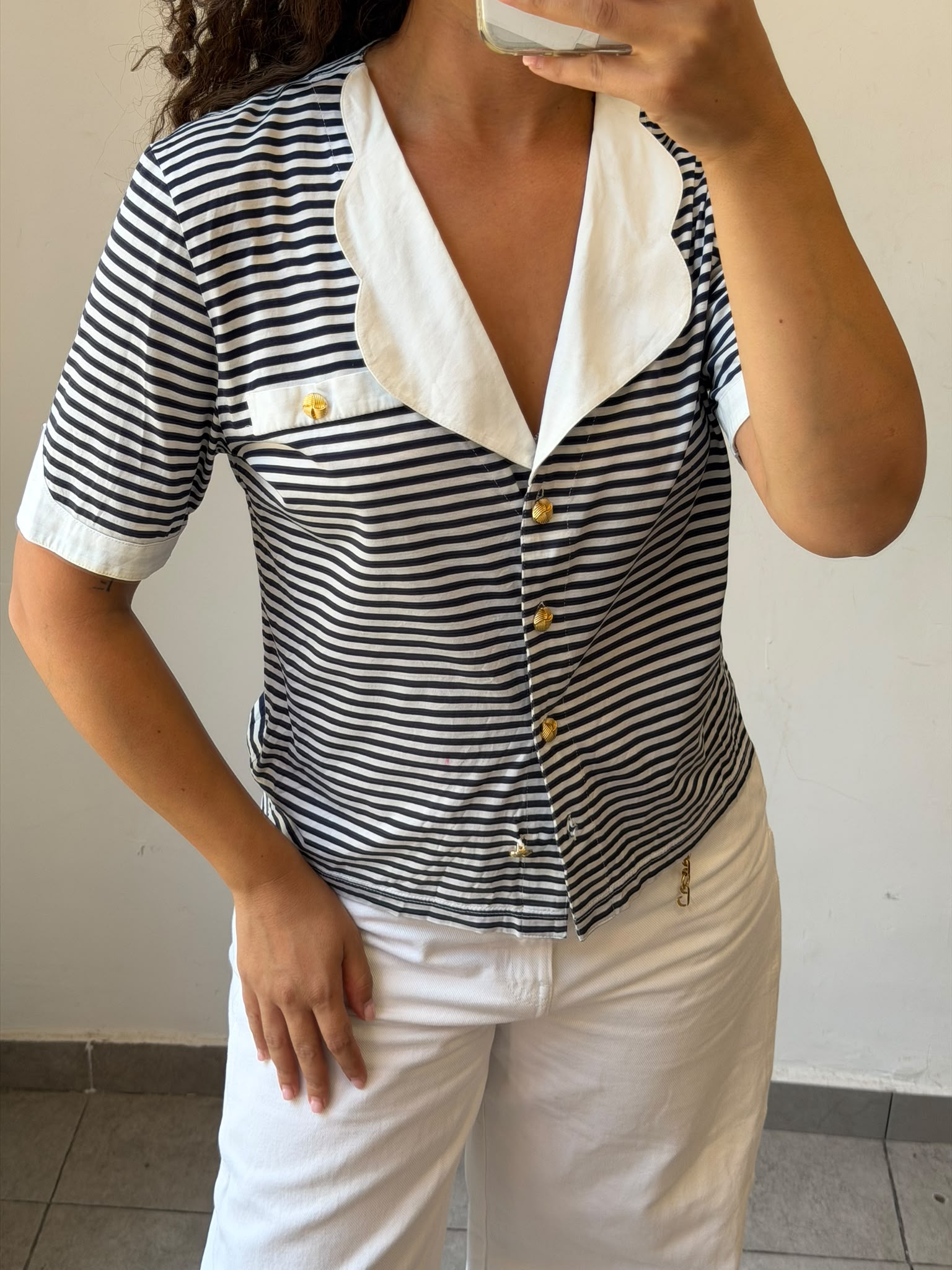 Striped Botton-up short sleeve shirt L