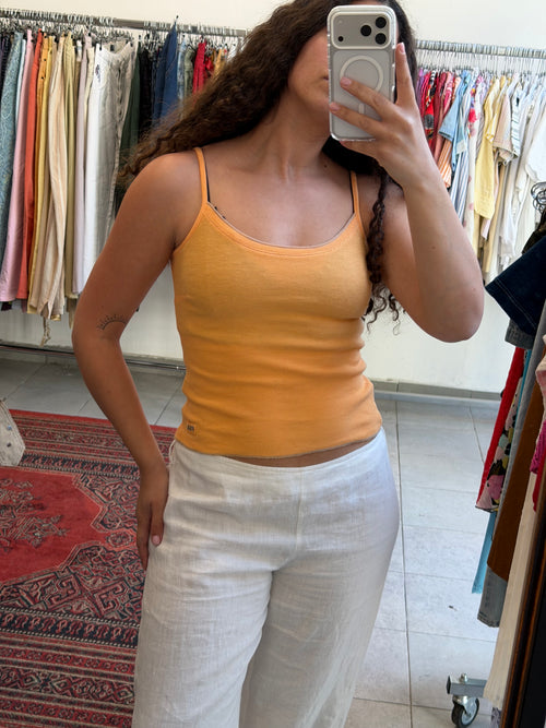 גופיה כתומה של פילה עד M
