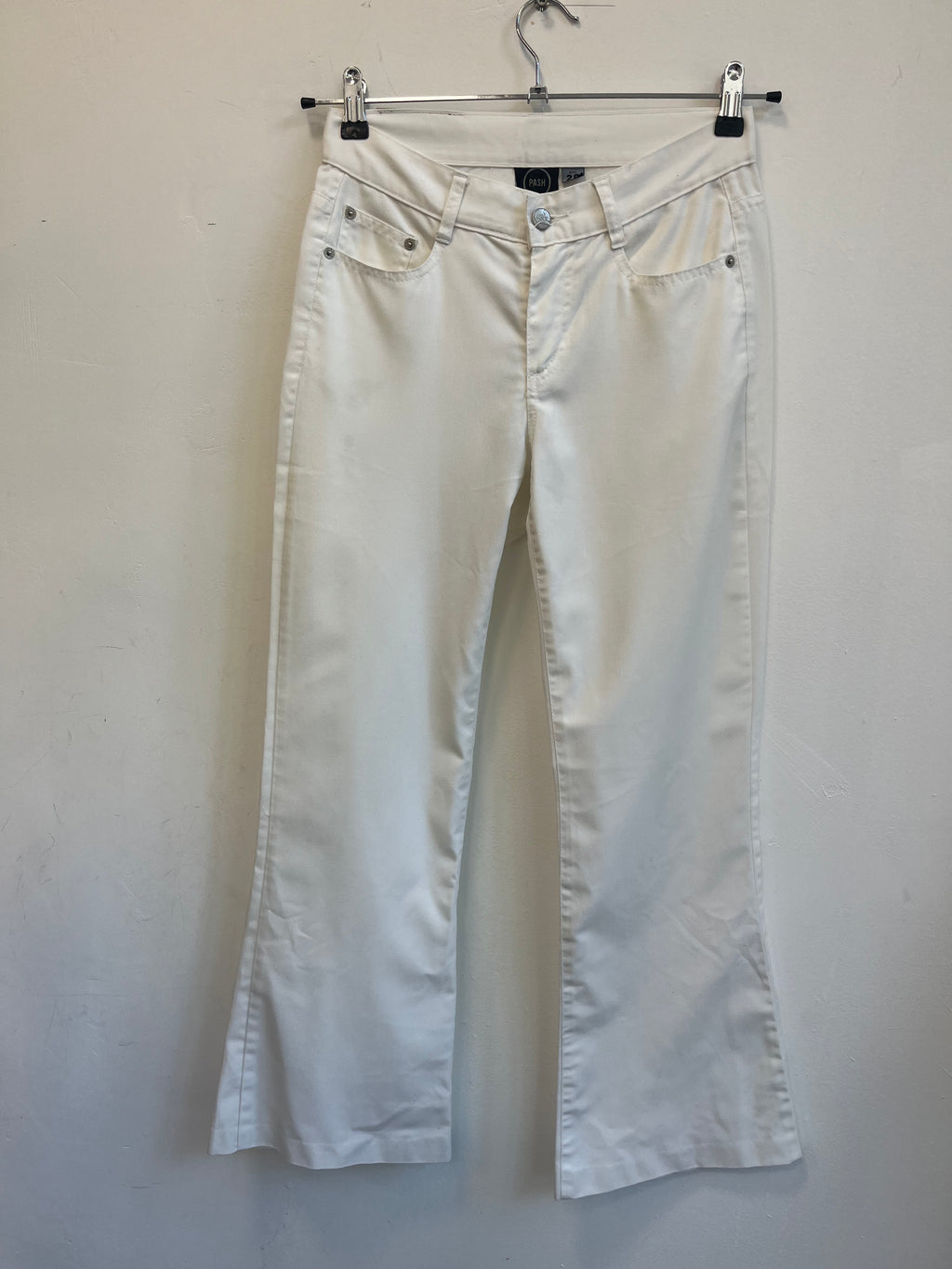 White flared jeans 36