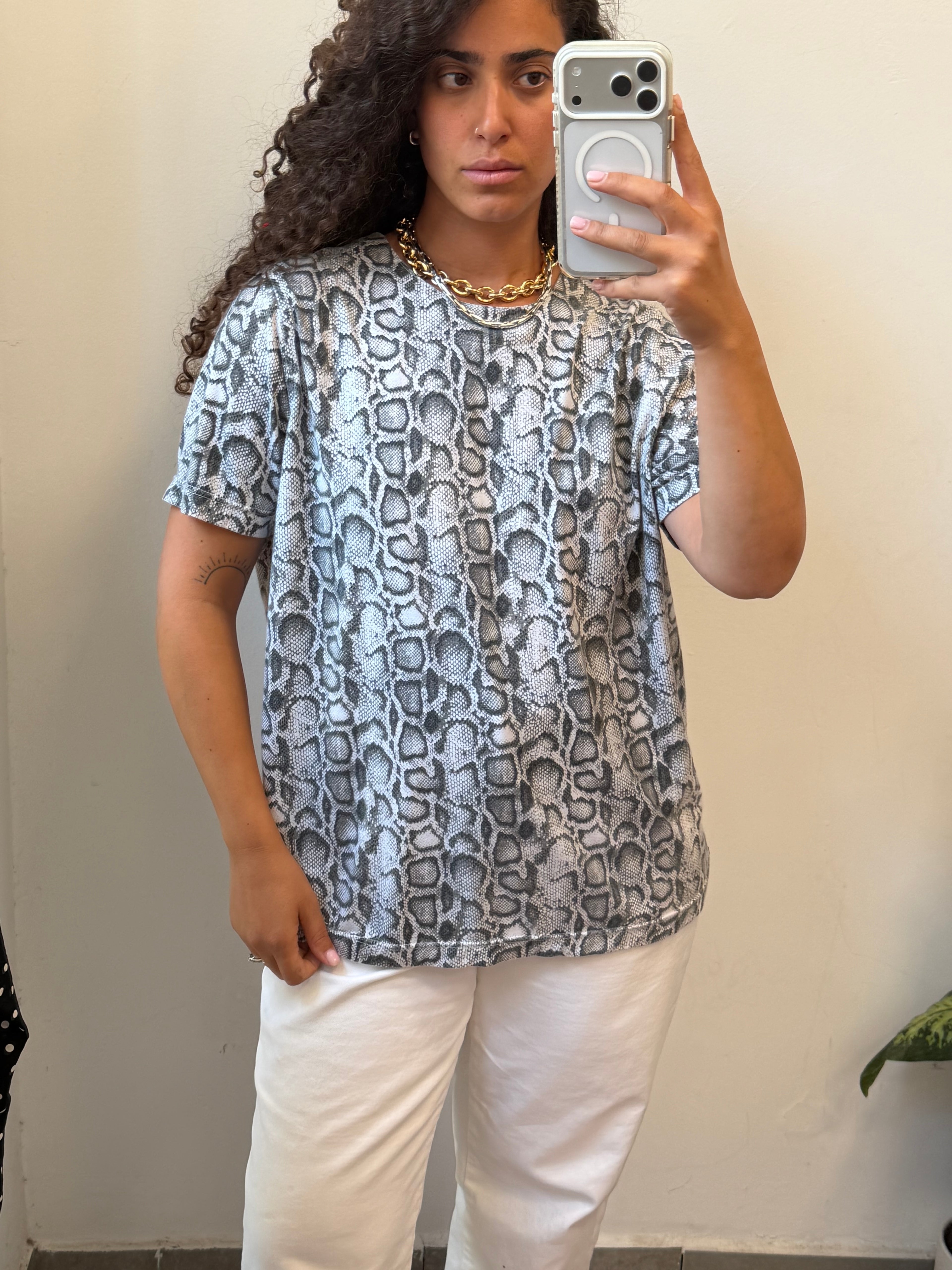 חולצת טריקו בפרינט מנוחש אפור M-XL