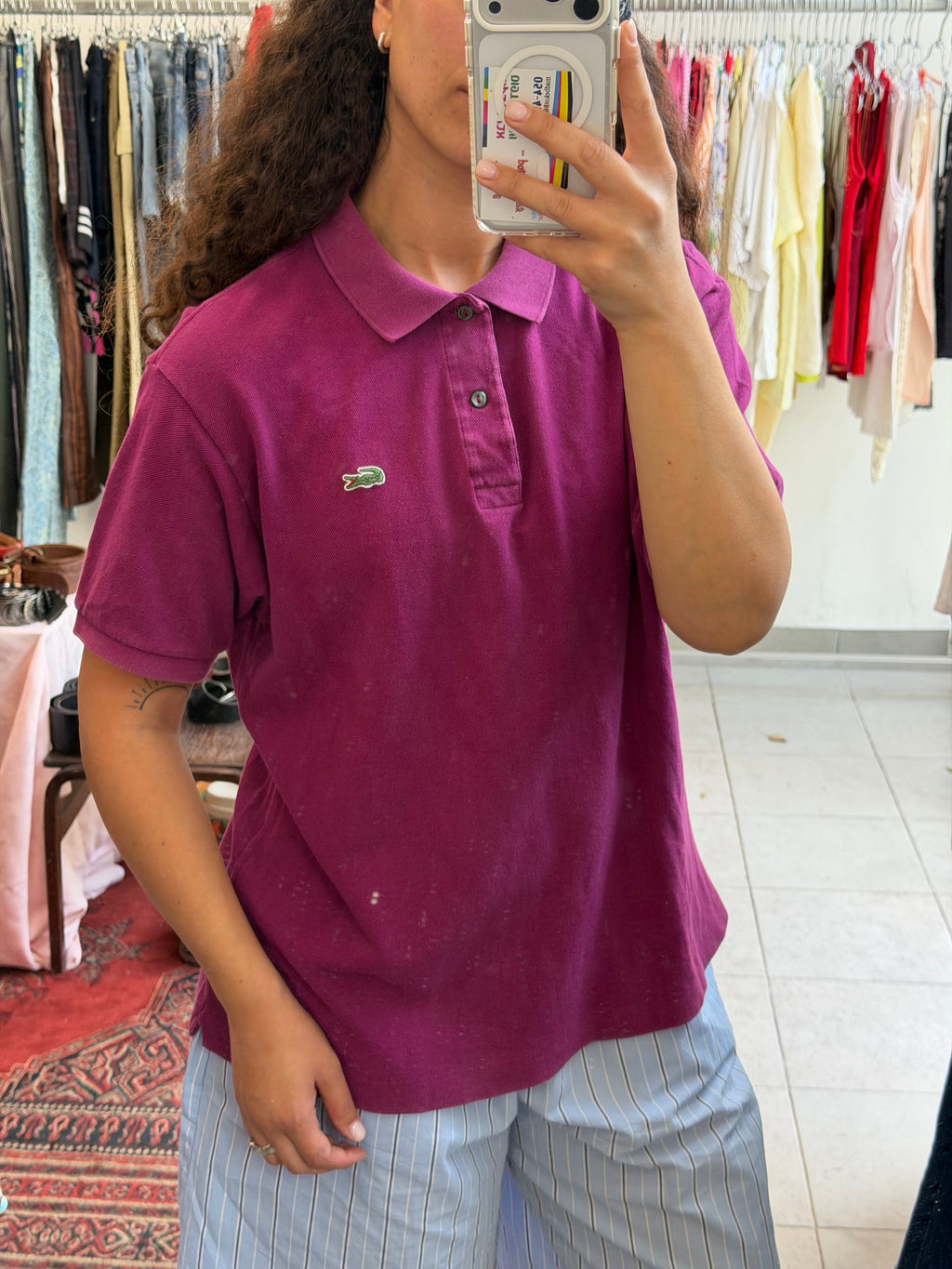 חולצת פולו קצרה של לקוסט בצבע חציל L-XL