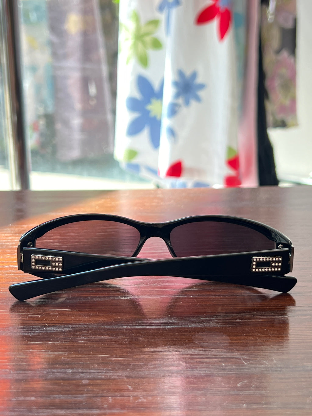 Gucci Sunglasses With GG Rinestones