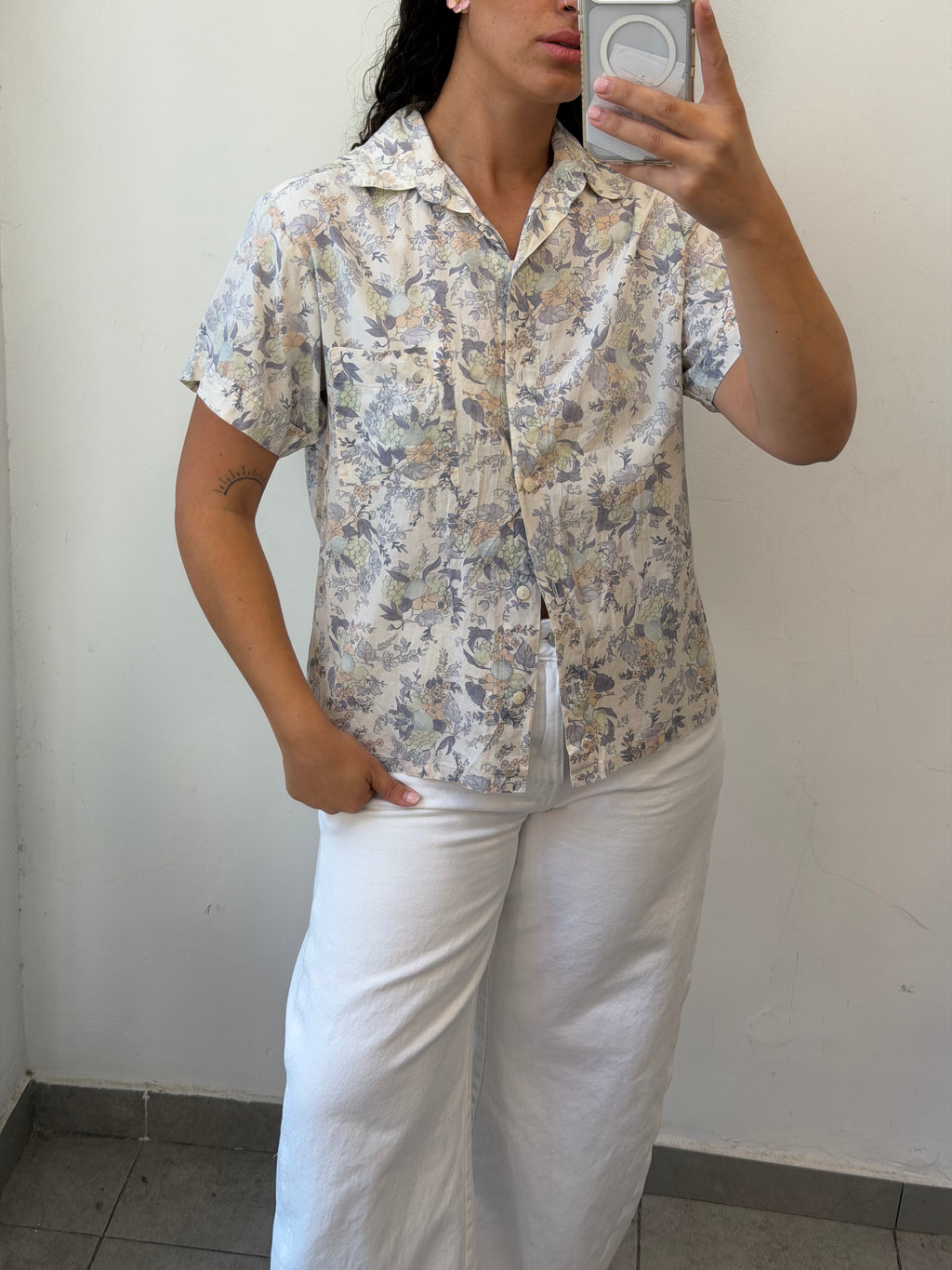 Flowery Botton-up Short Sleeve Shirt