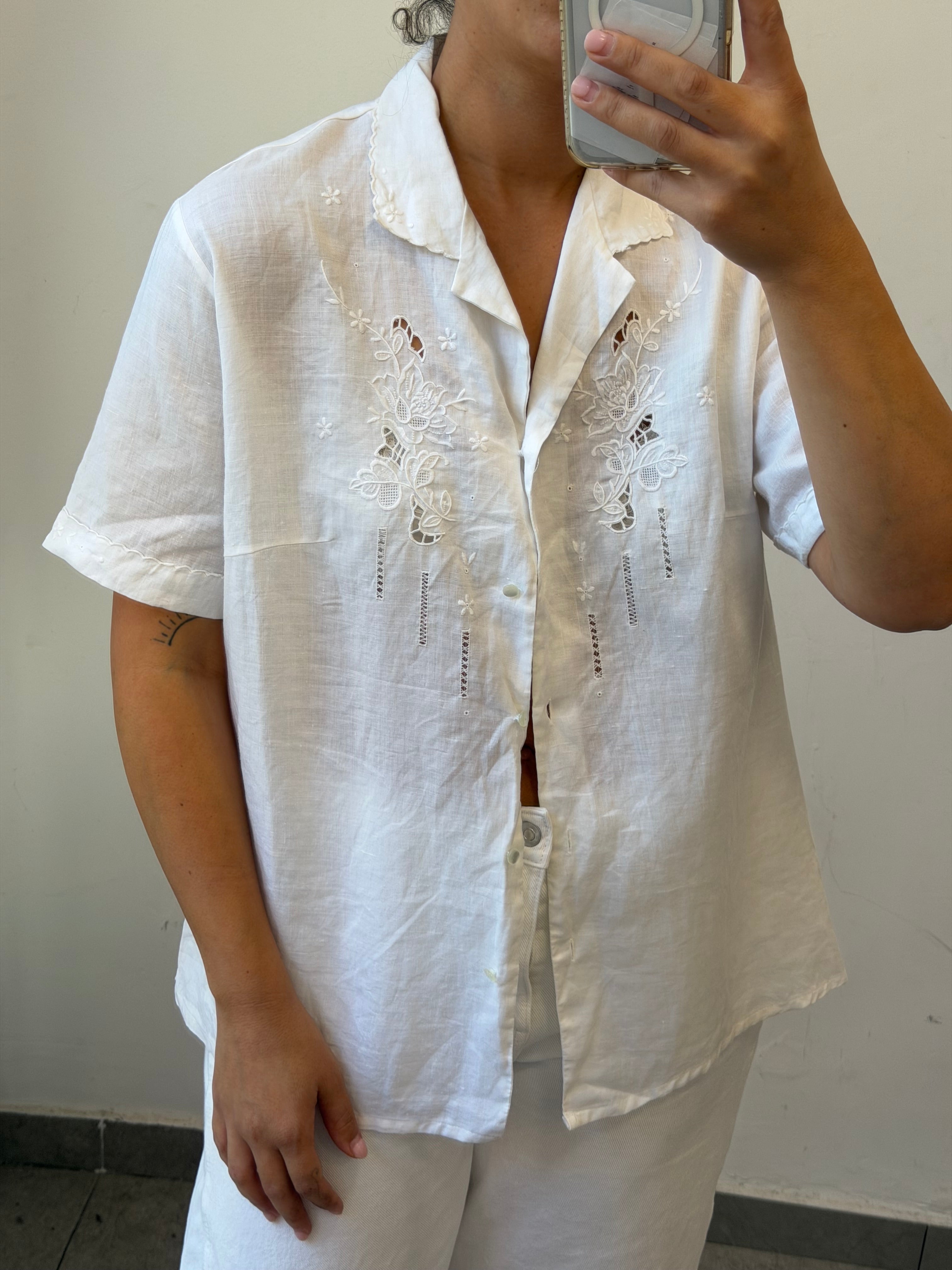 Linen Botton-up shirt in white L