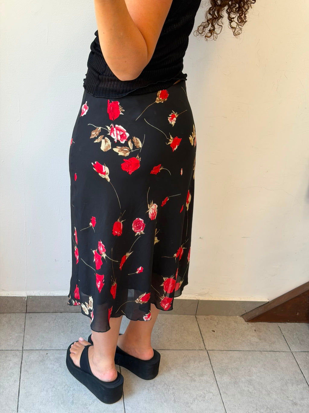 Flowery Mid-Length Skirt 44-46