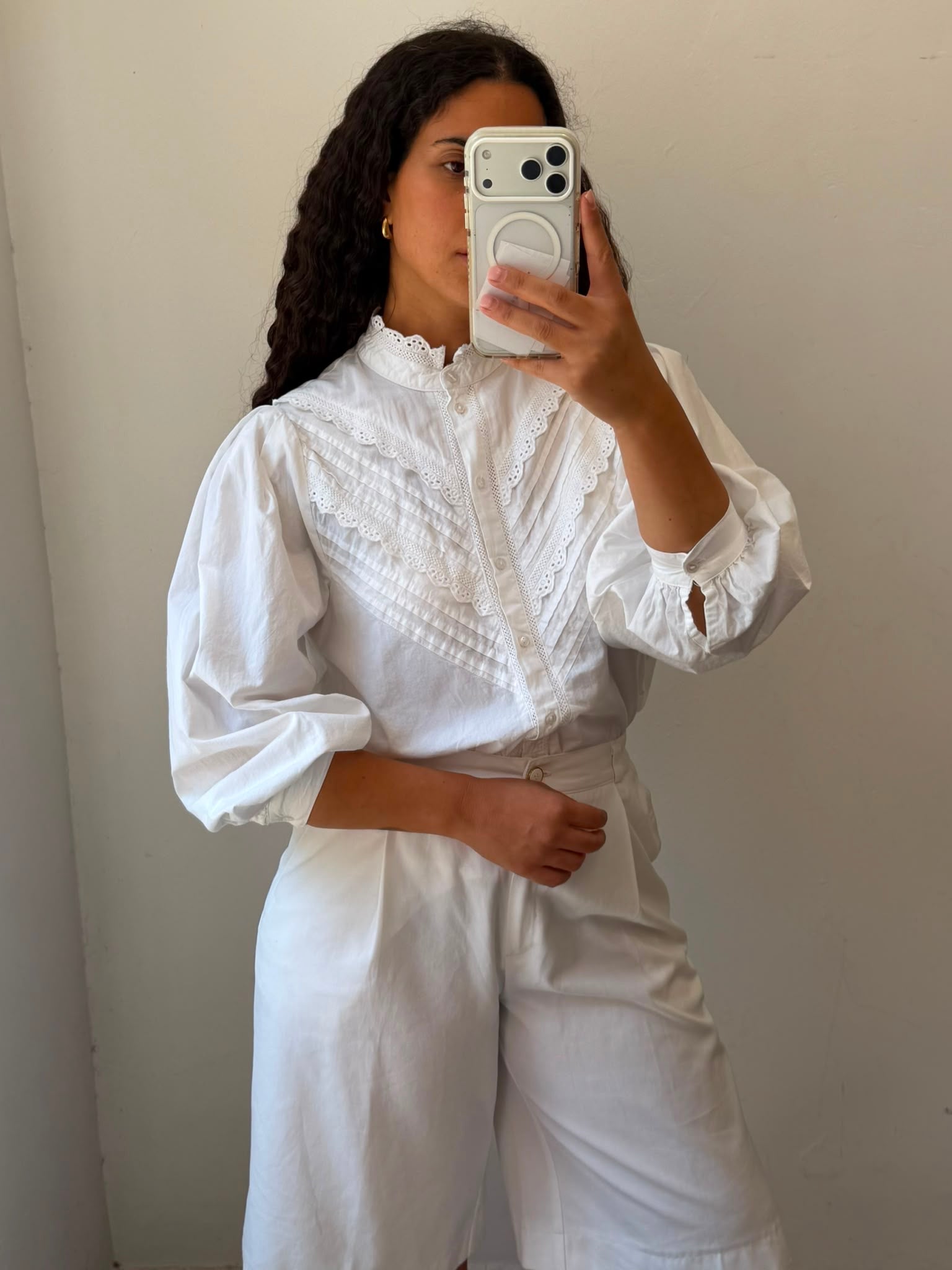 Cotton Botton-up long sleeve in white S-M