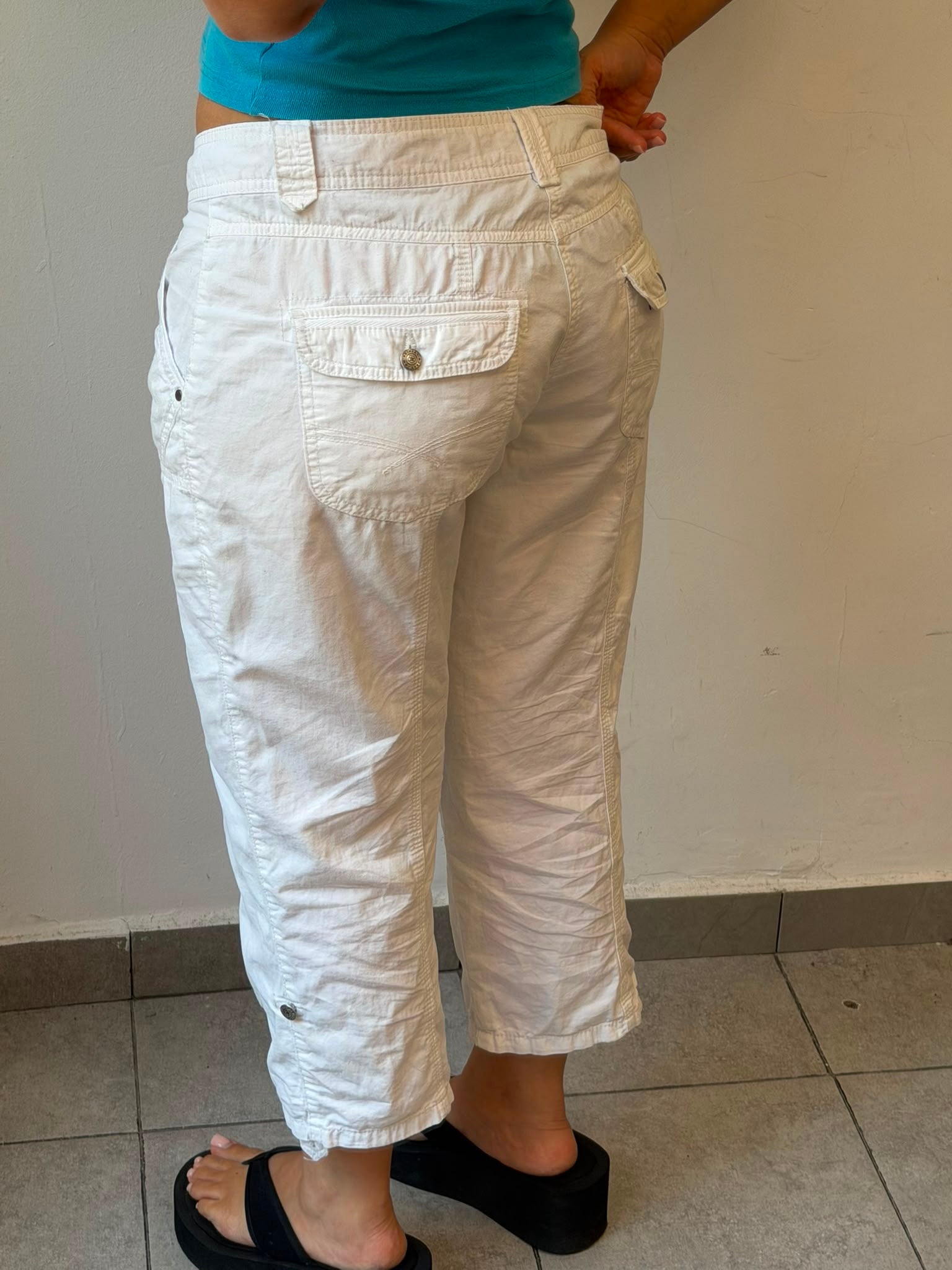 White Y2K Capri Pants 42