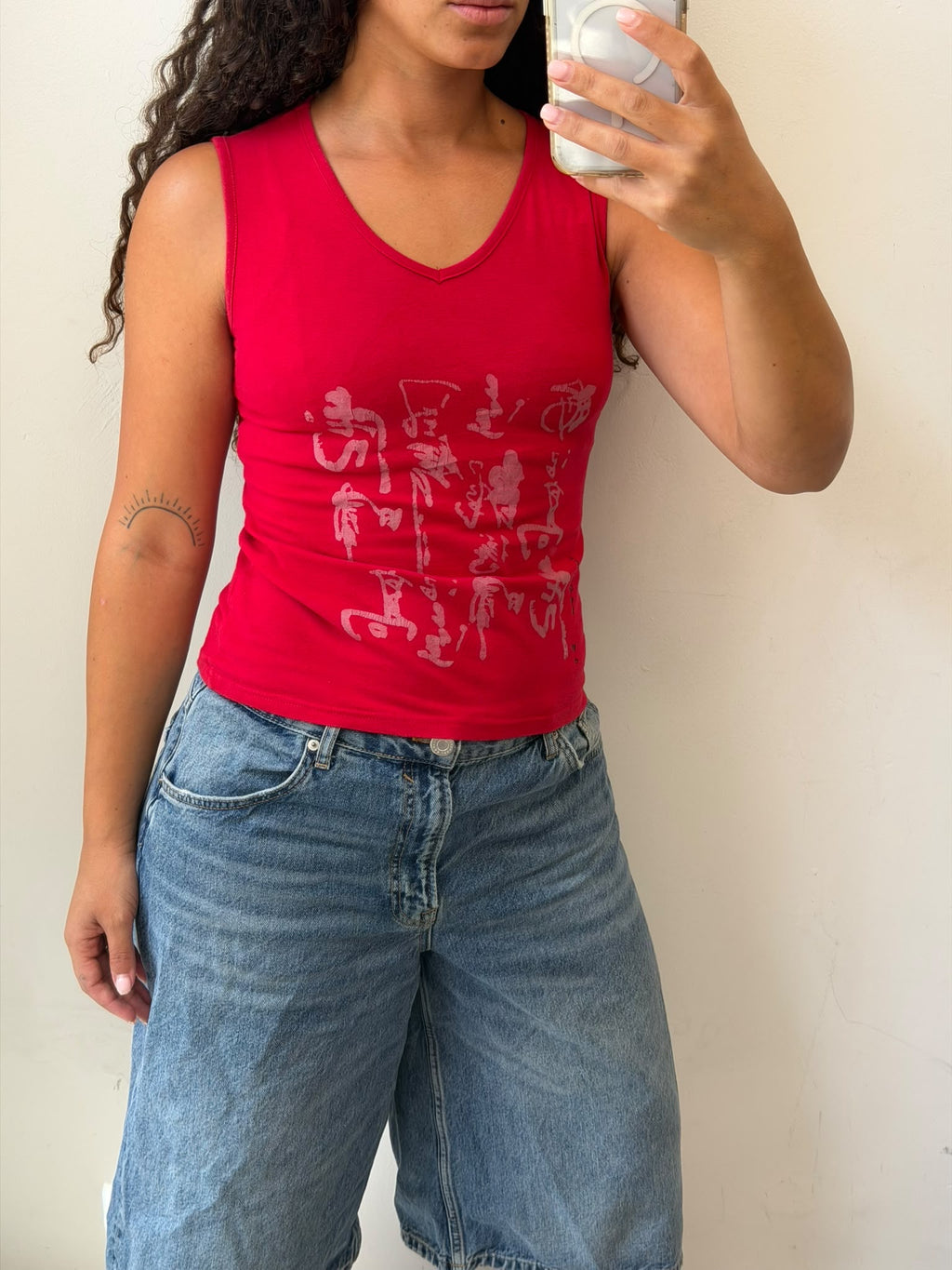 Red v-neck tank top size XS