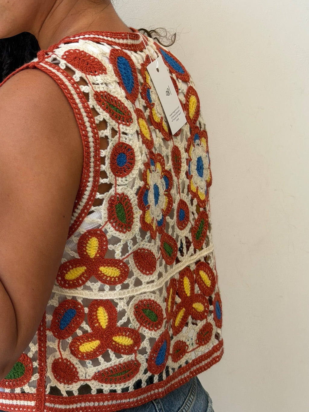 Floral crochet button up tank top size L