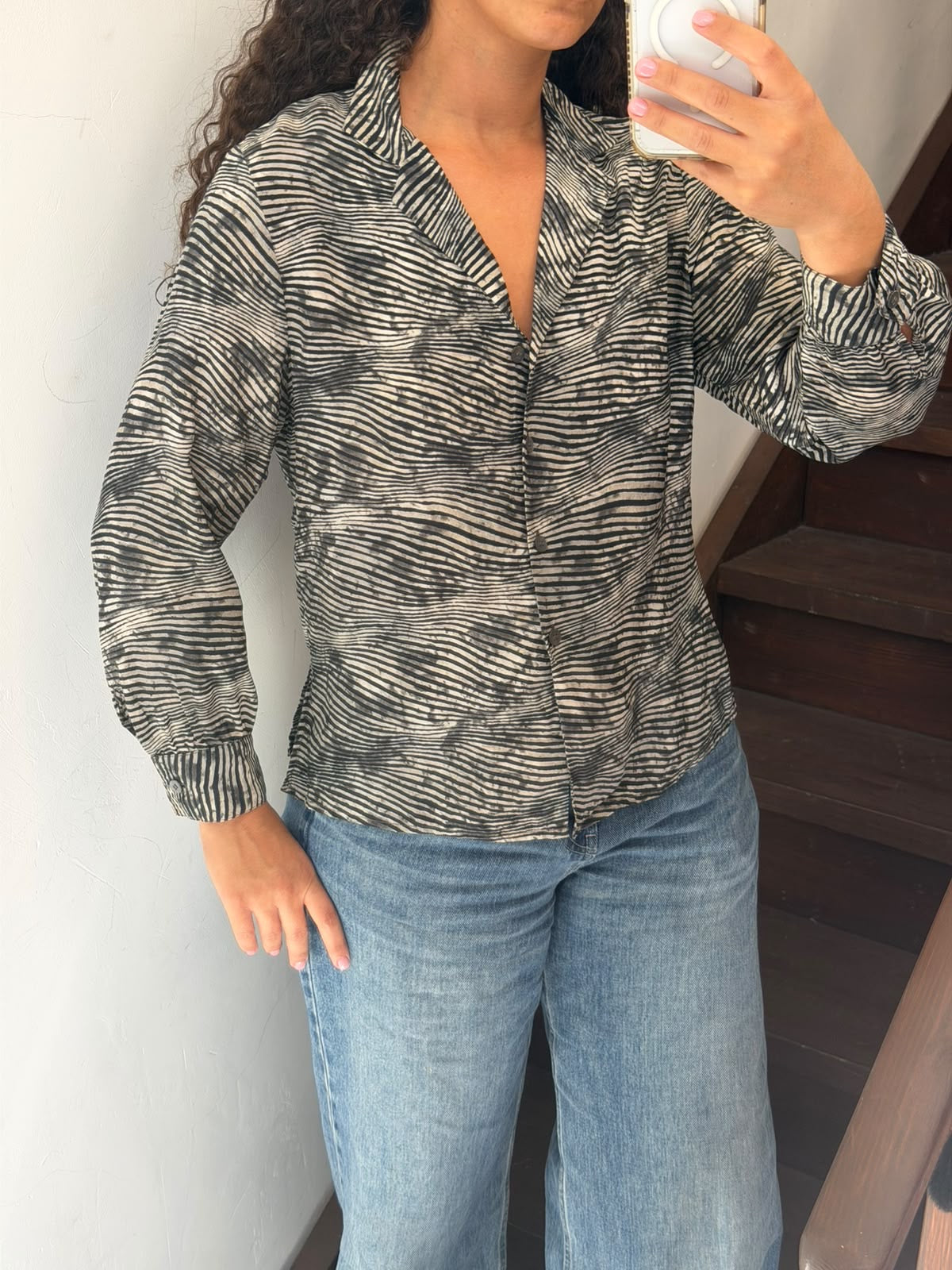 Abstract Zebra Print Button-Down Shirt Size M