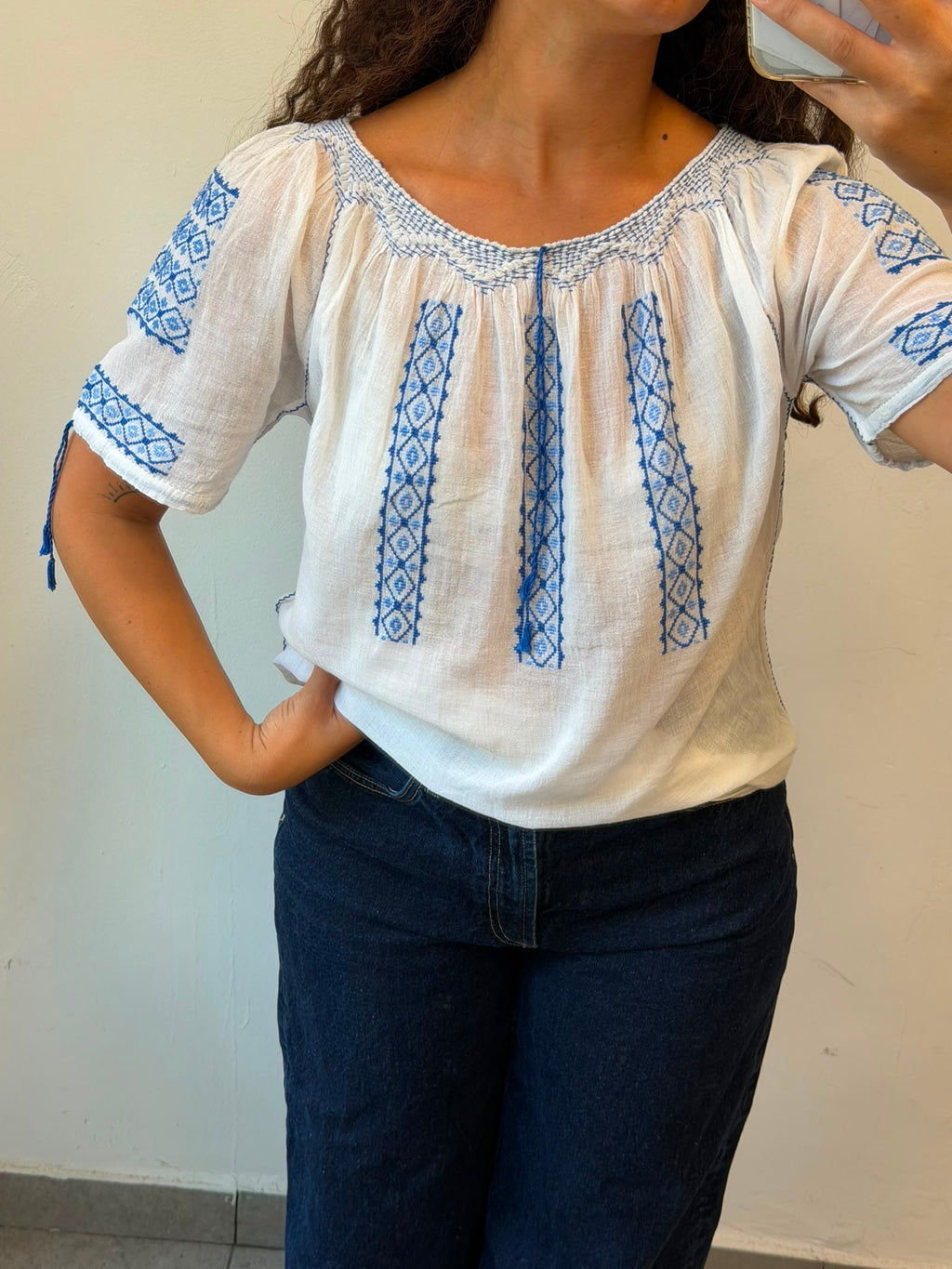 Boho Shirt in White With Blue Details M-L