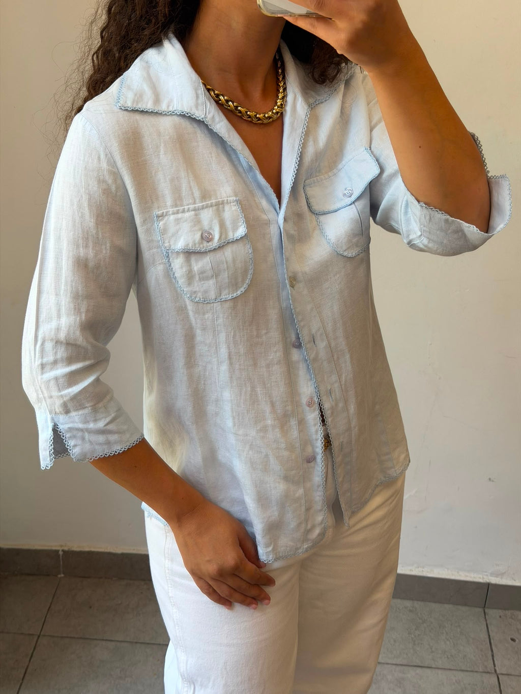Linen Botton-up shirt in light blue L