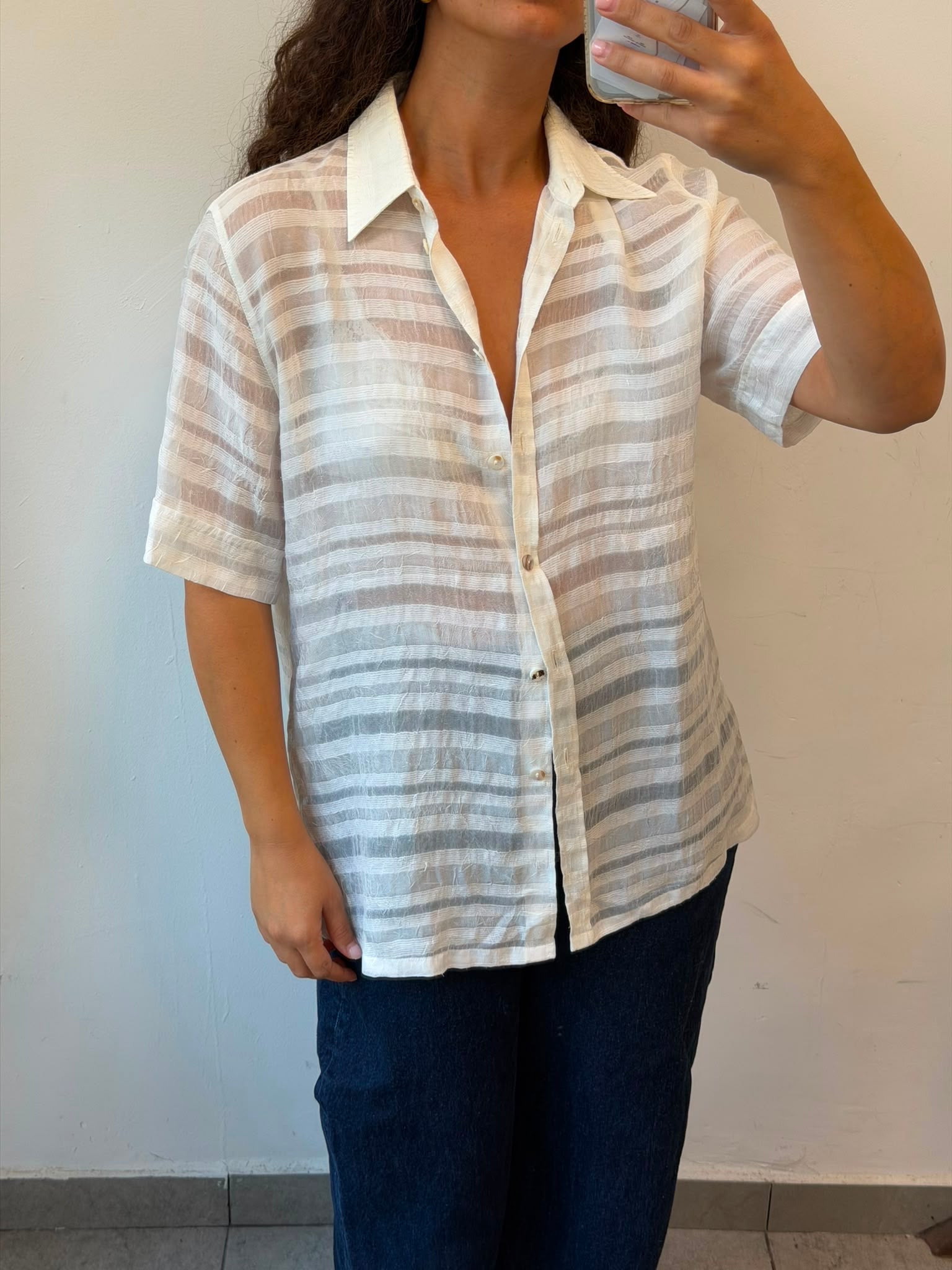 See Through Bottom-up shirt in white L