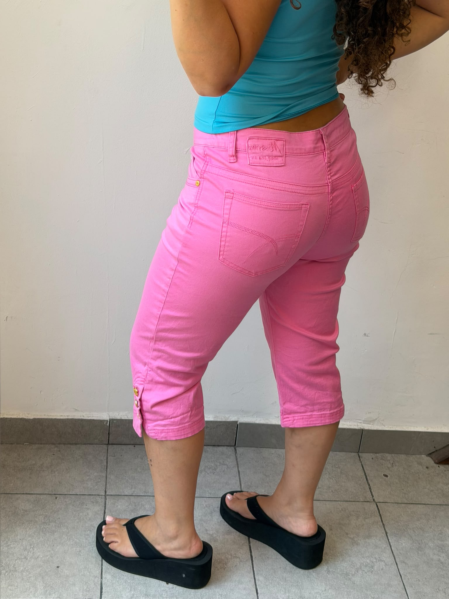 Pink Capri Pants 40-42