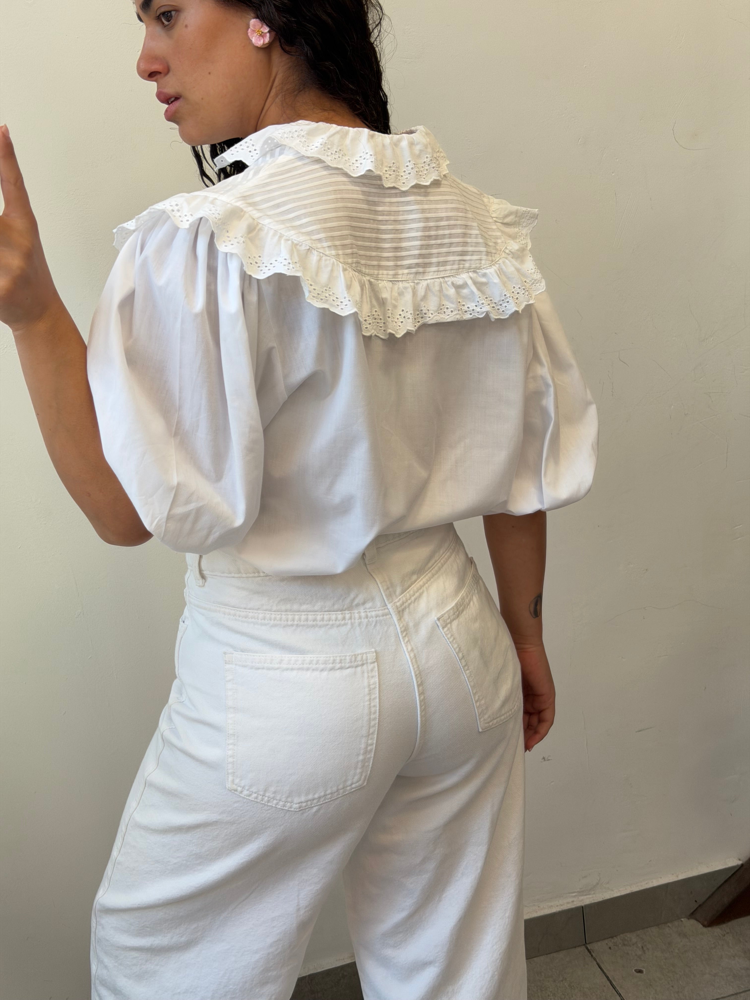 Romentic Botton-up shirt in white M