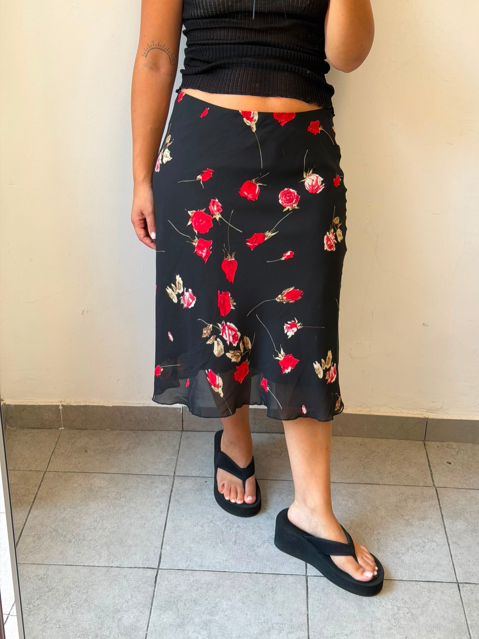 Flowery Mid-Length Skirt 44-46