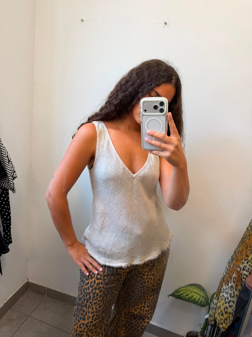 גופיית פשתן בצבע קרם M-L